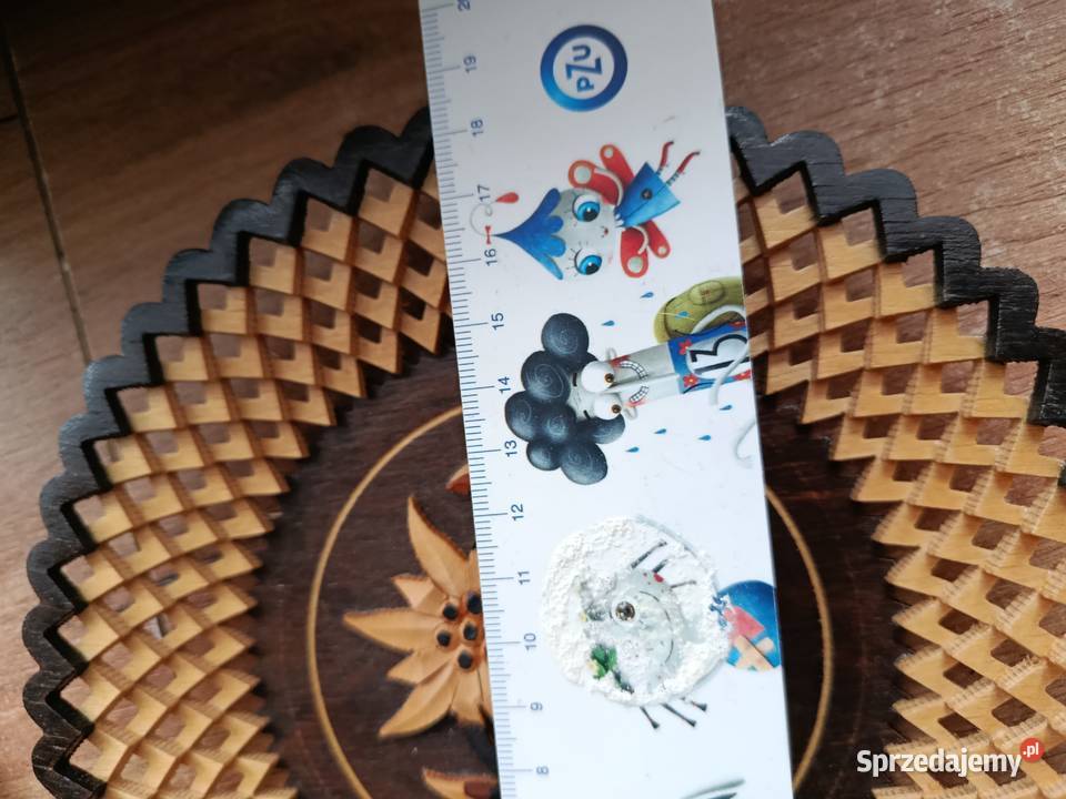 Sprzedam zestaw talerzy drewniane cepelia