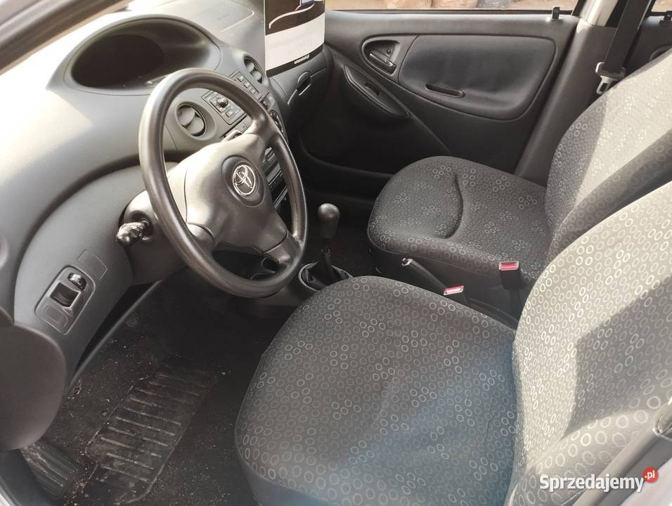 Toyota Yaris 2004 sprzedam