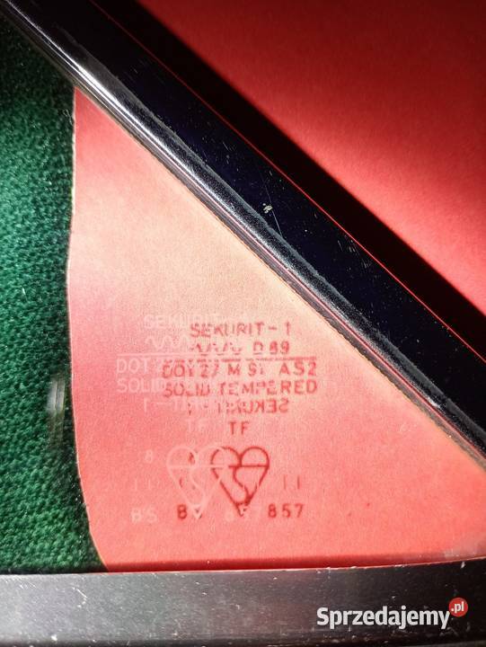 Szyba boczna prawa uchylna Opel Rekord A