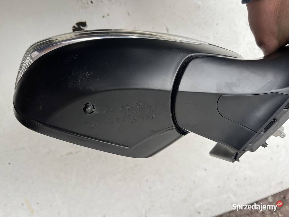 Lusterko prawe Peugeot 2008 11pin Mielec sprzedam