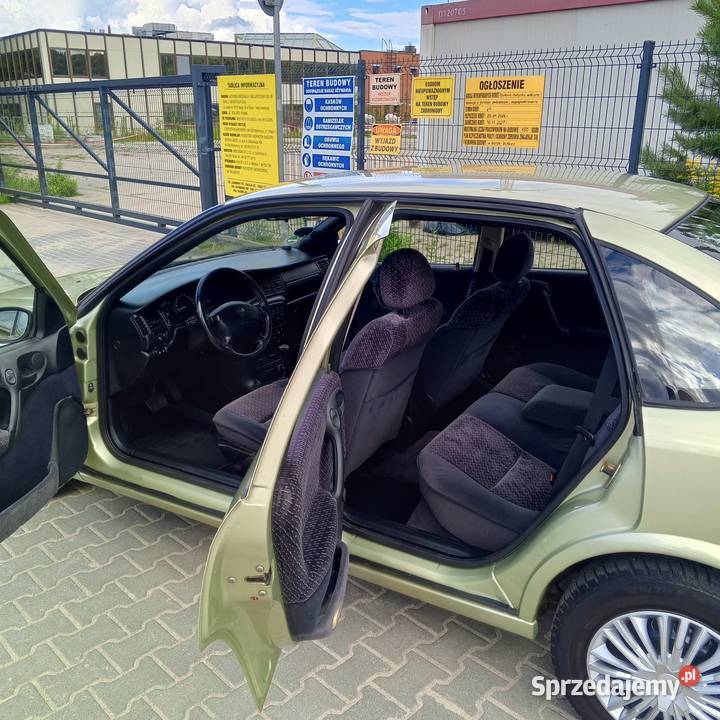 Opel Vectra 16 Automat z Niemiec 1 wlasciciel 1600cm3 pomorskie Rumia sprzedam