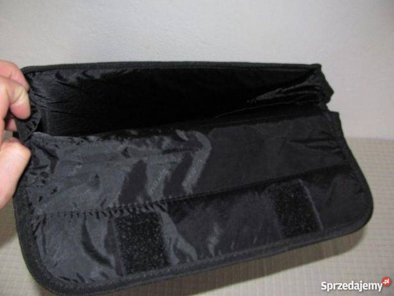 etui futerał na laptopa 156 renomowanej firmy Zamość
