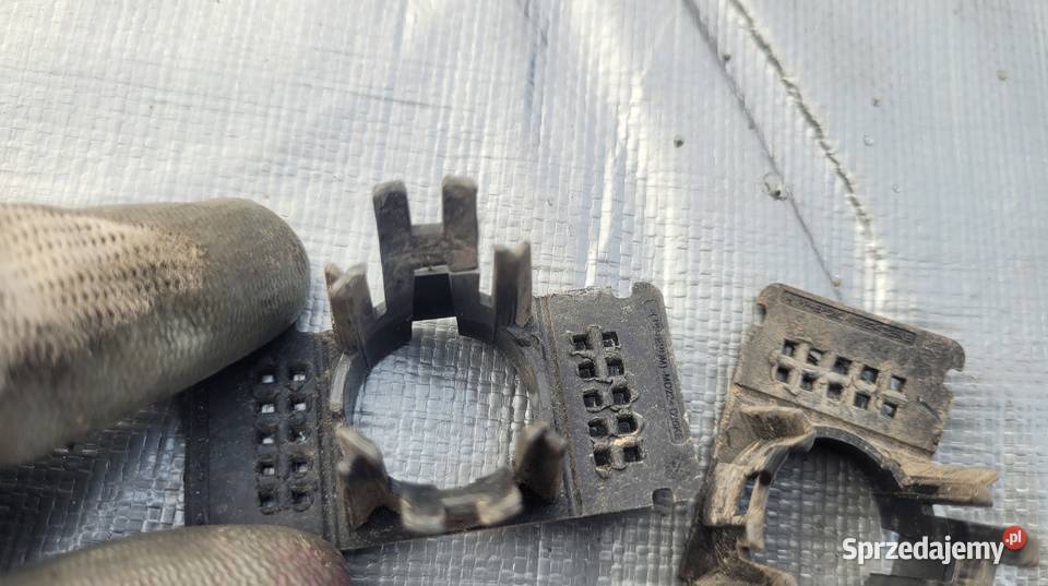 FORD FOCUS MK4 KOMBI 18 UCHWYT KOSZYK MOCOWANIE Ruda Śląska sprzedam