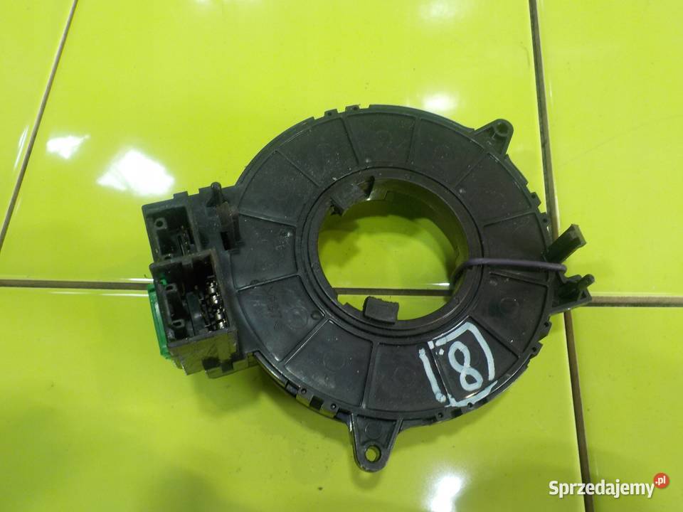 MITSUBISHI OUTLANDER II 20 DID 08r tasma zwijak