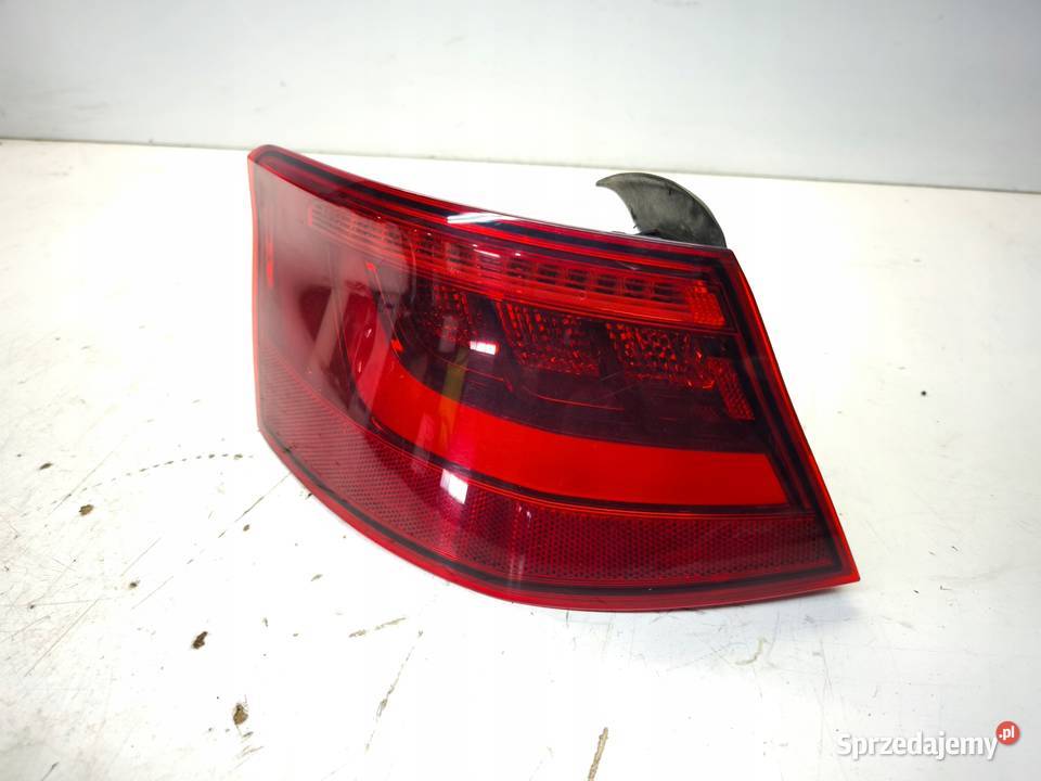LAMPA LED LEWY TYŁ W BŁOTNIK AUDI A3 8V Przystajń
