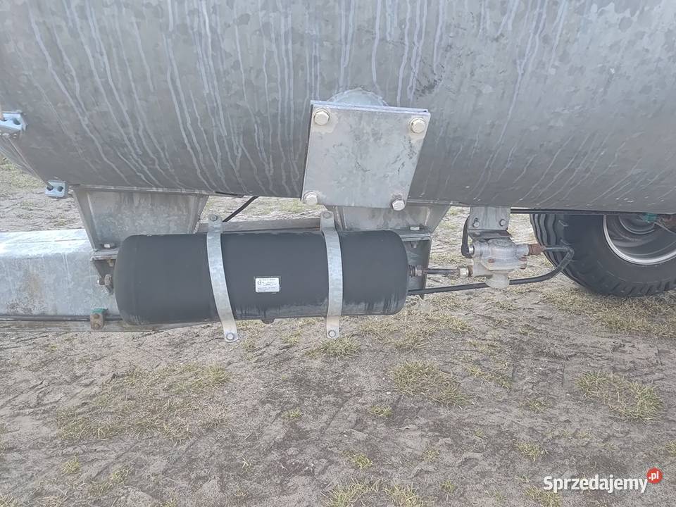 Beczkowóz Pomot Chojna 4000 l Beczka Wóz nieuszkodzony Grabów nad Prosną