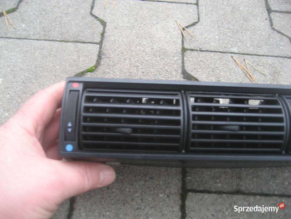 audi 100 c4 9094r kratka nawiewu środkowa Kratki nawiewu Rakoniewice