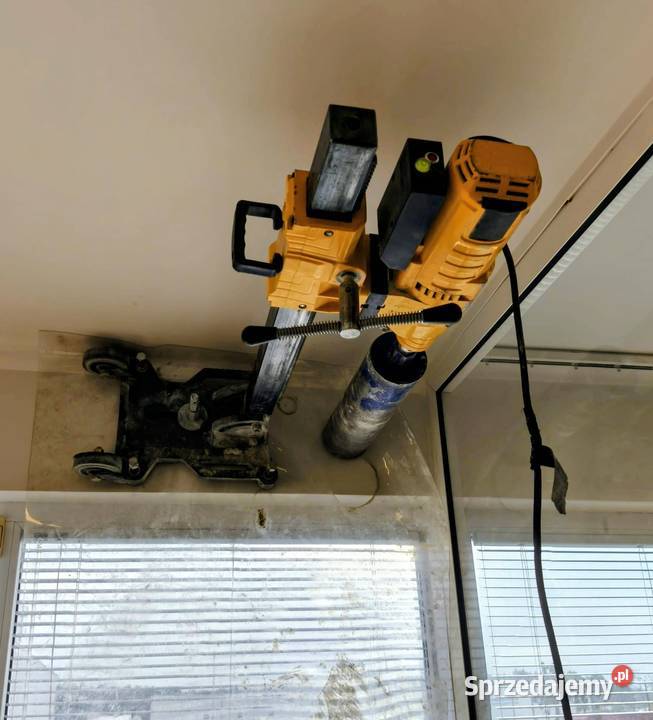 Wiercenie Przewierty w betonie betonie zbrojonym Ostrołęka usługi budowlane