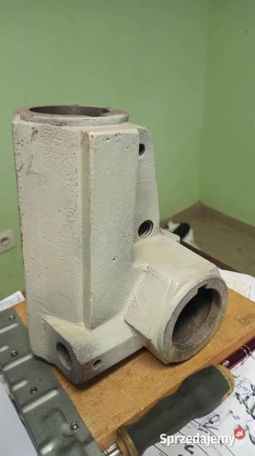 jarzmo do mechanizmu posuwu żeliwo Produkcja Kłodawa