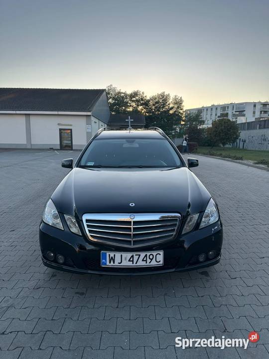 Mercedes W212 E klasa KARAWAN 2011 R Tłuszcz