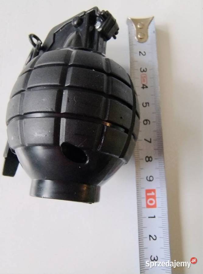 Replika granatu z plastiku Żory