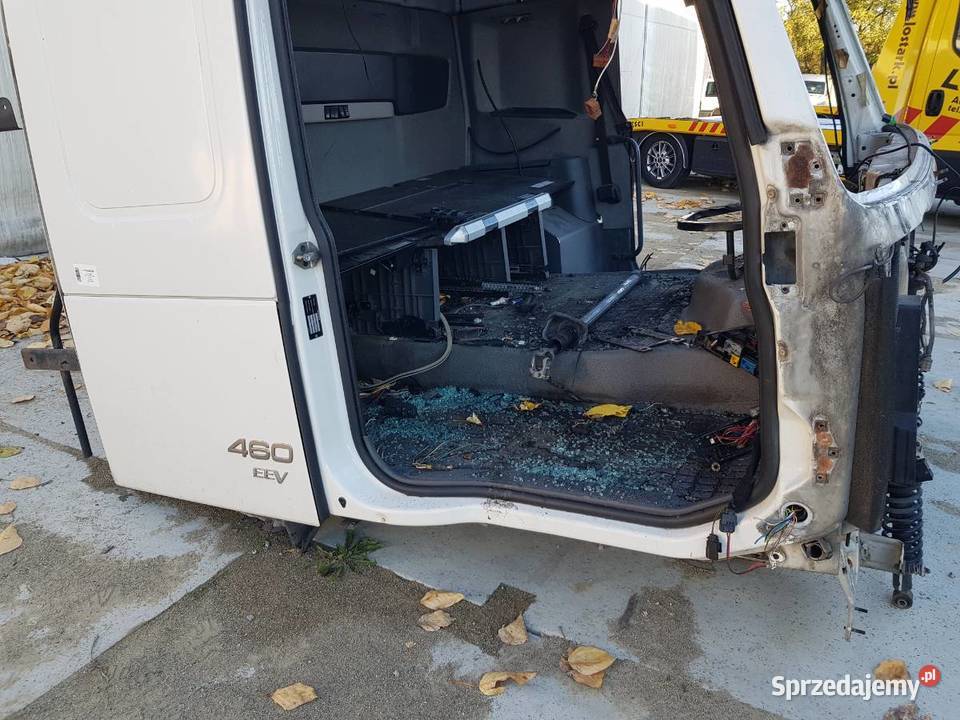 KABINA ĆWIARTKA PRAWA VOLVO FH 128 460 podkarpackie
