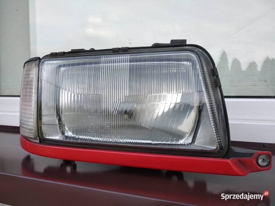 Audi 80 B4 lampa przednia prawa kierunkowskaz Sieradz