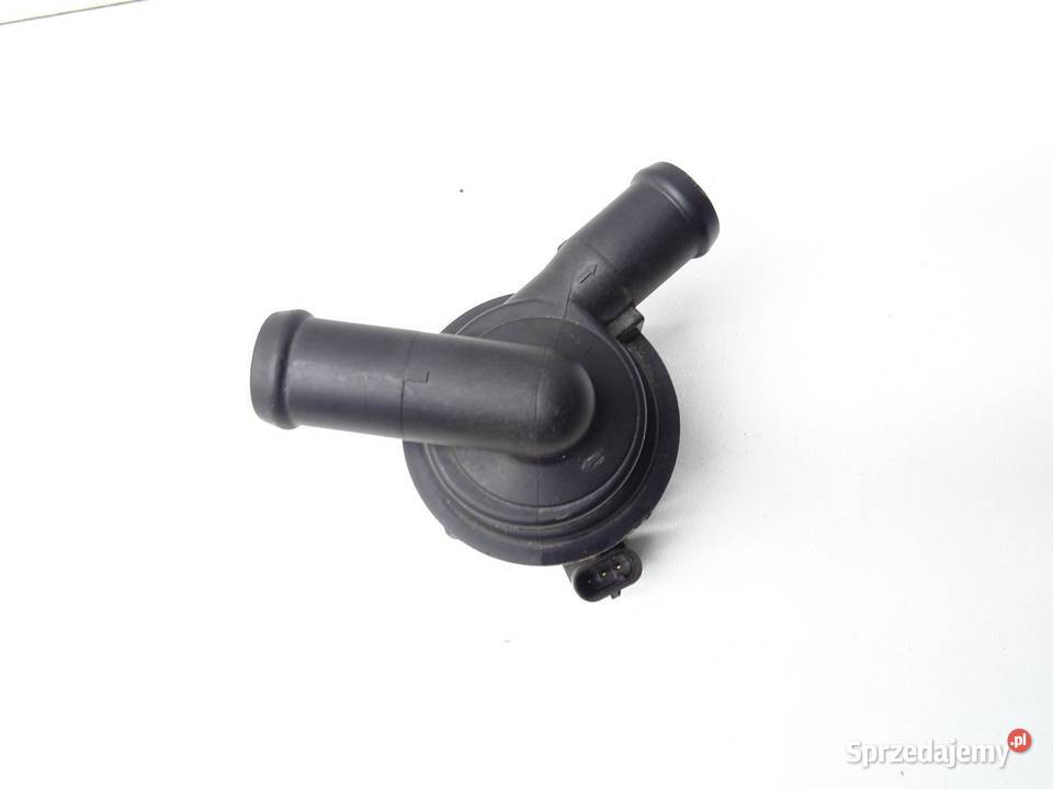 DODATKOWA POMPA POMPKA WODY 03L965561A AUDI A4