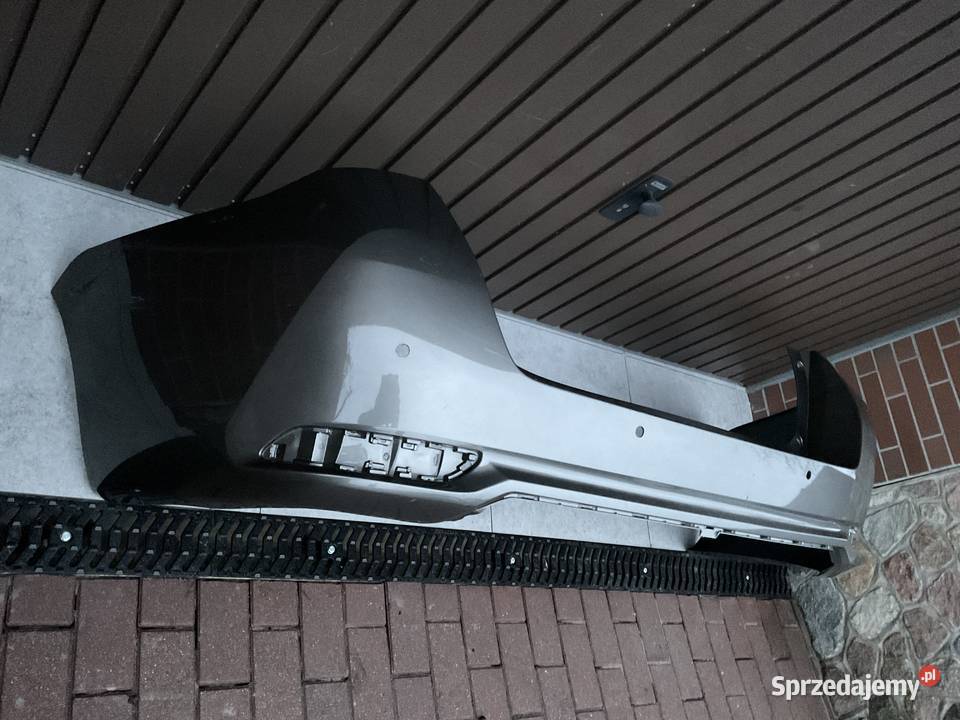 Toyota Auris II E18 Kombi 20152018 ZDERZAK TYŁ Pleszew