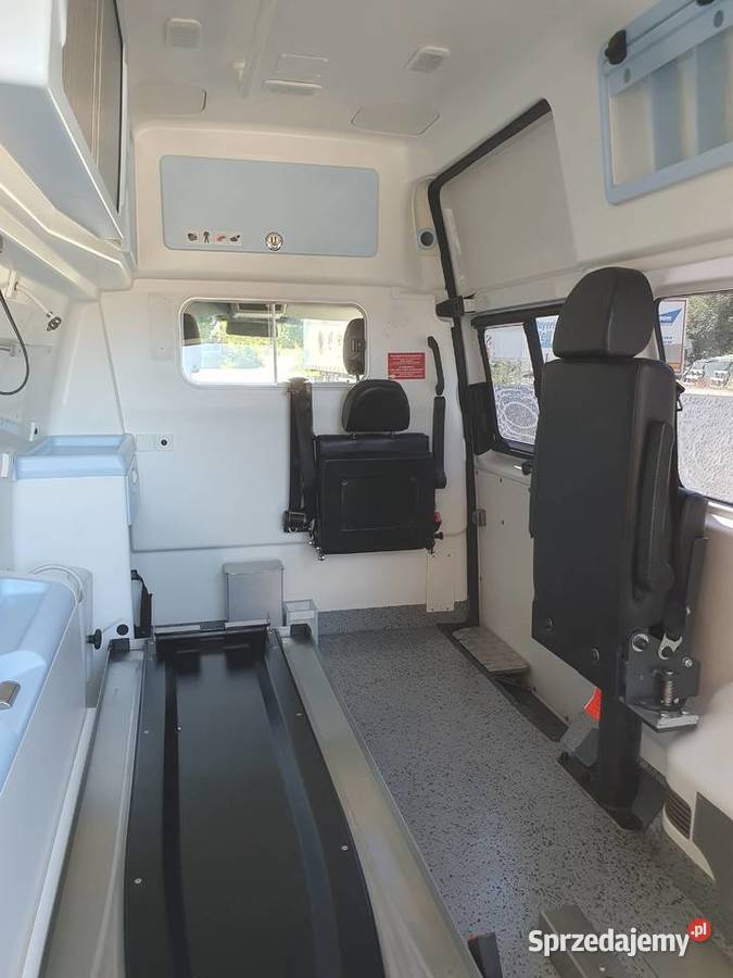 Ambulans karetka VW T5 Lift 4Motion 4x4 20TDI Gniezno