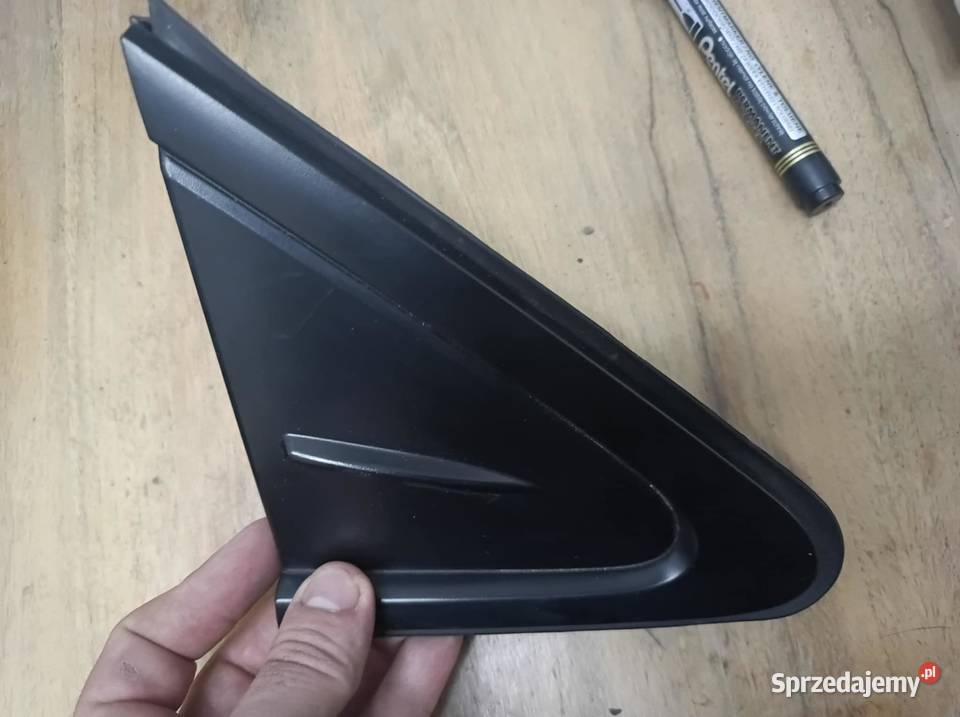 Toyota Corolla E21 trójkąt błotnika prawego mazowieckie Warszawa