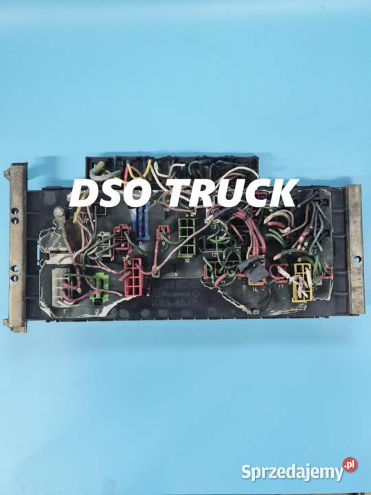 4854549 896049 IVECO Tablica Skrzynka Skrzynki bezpieczników Zawichost sprzedam