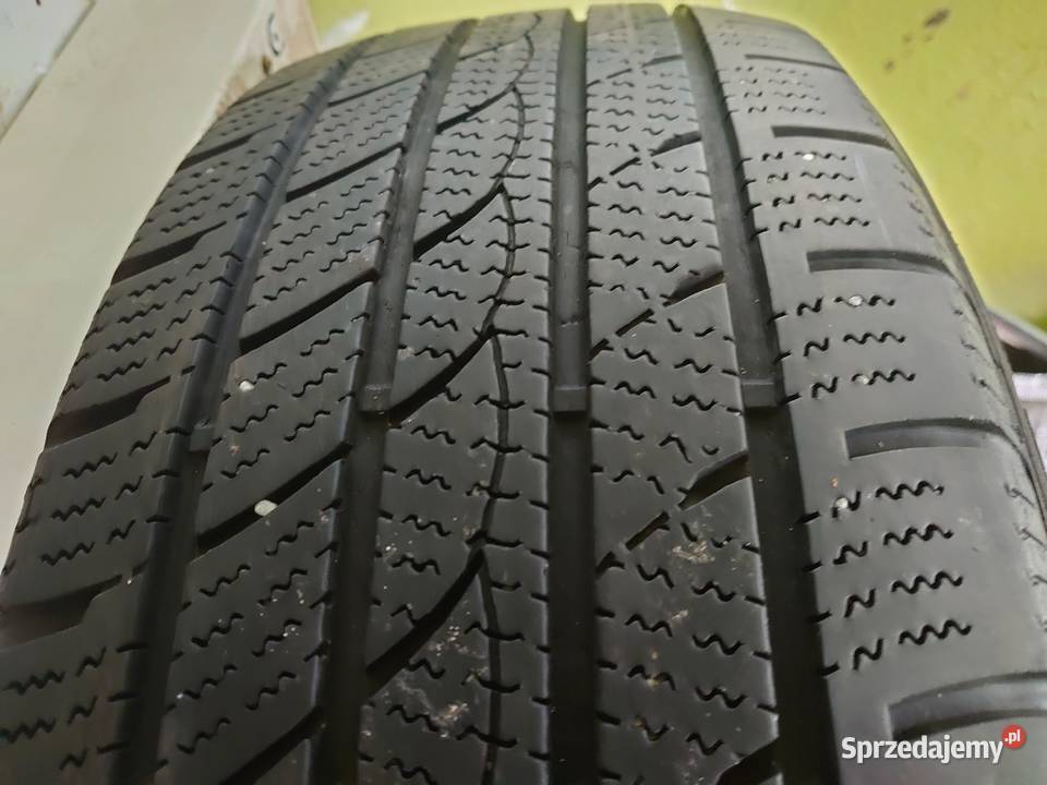 2356517 108HXL opony całoroczne Imperial z BMW Lewin Brzeski