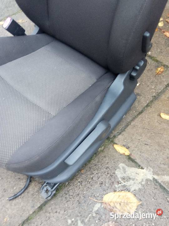 HYUNDAI I30 0712 FOTEL KIEROWCY osobowe