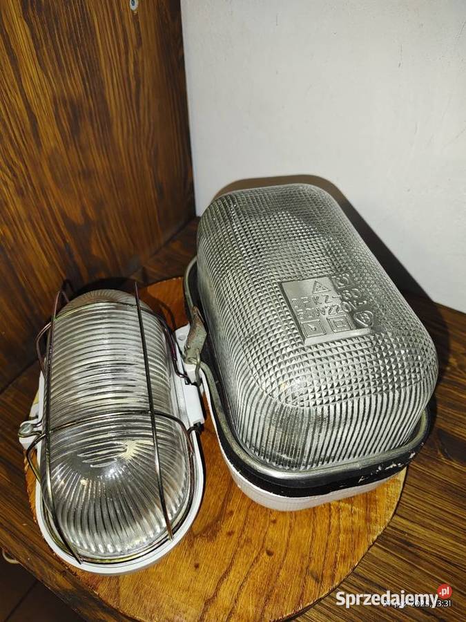 Lampa przemysłowa kanałowa OPKZ 60 PRL oprawa Przeczów sprzedam