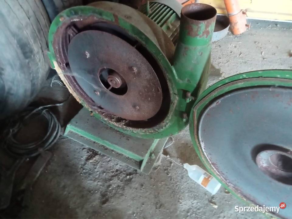 Śrutownik bijakowy niemiecki nieuszkodzony Przecław