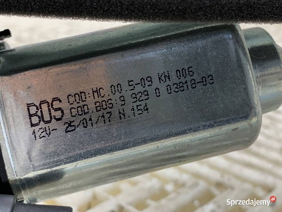 ROLETA DACHU FORD S Minivan OSŁONA SZYBERDACHU