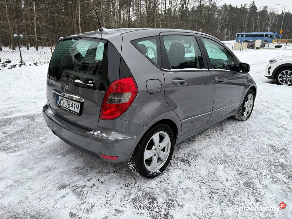 Mercedes A 180 17 benzyna Avantgarde Półskóry klimatyzacja Lipówki