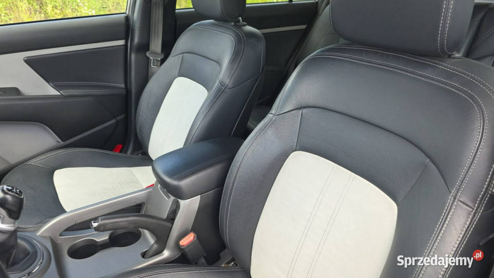 Kia Sportage LEDy Climatronic duza navi salon ASR (kontrola trakcji) pomorskie Lębork sprzedam