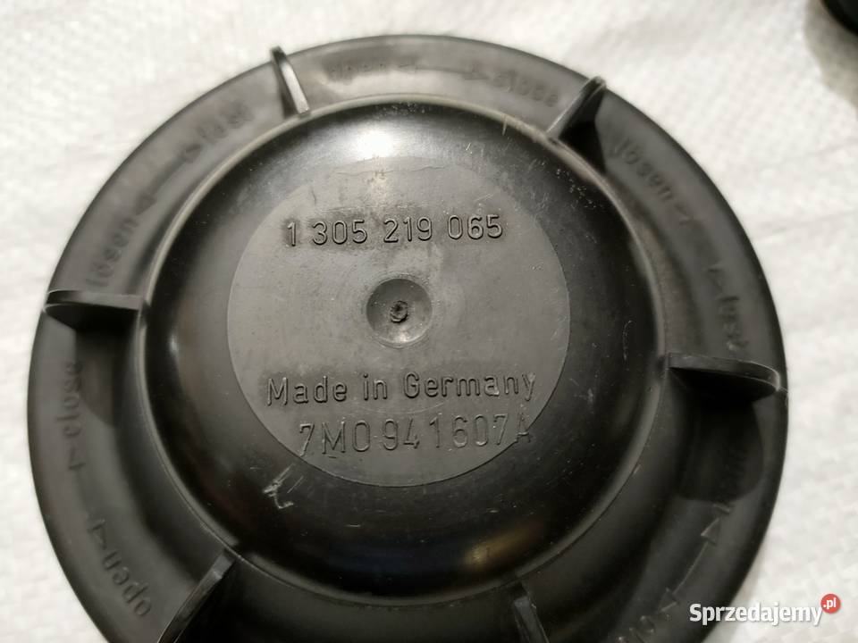 Volkswagen Golf V części do lampy przedniej Rok produkcji 2009 Lampy przednie łódzkie Łódź