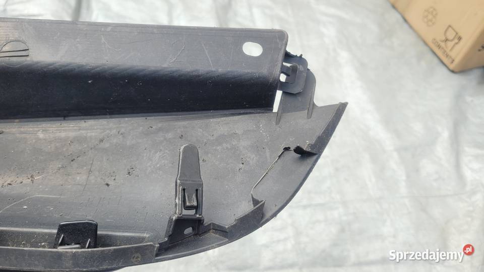 TOYOTA AURIS II LIFT SPOILER DOKLADKA ZDERZAKA śląskie