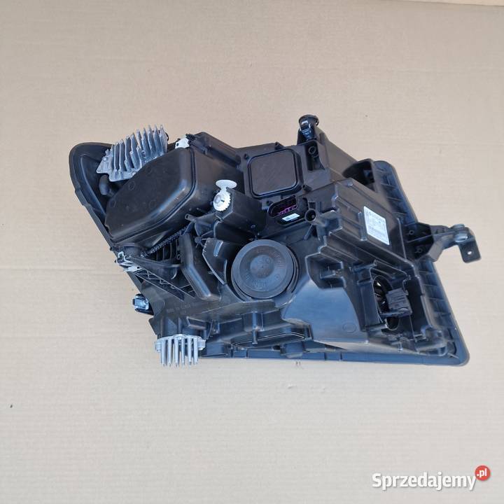 VW CRAFTER 7C REFLEKTOR LAMPA LEWA FULL LED Bieleń sprzedam