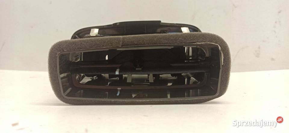 VOLVO XC40 KRATKA NAWIEWU DESKI LEWA 31442625 osobowe