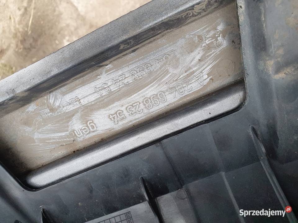 MERCEDES W204 X204 GLK LISTWA PROGOWA PRAWA wielkopolskie Międzychód