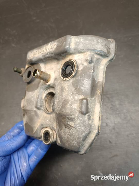 Pokrywa głowicy dekiel kapa silnik części Suzuki Pokrywy i osłony silnika Gołaczewy