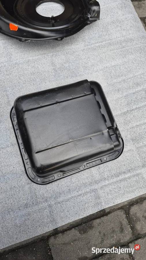 Fiat 126p nowe osłony silnika obudowy termostat Środa Wielkopolska