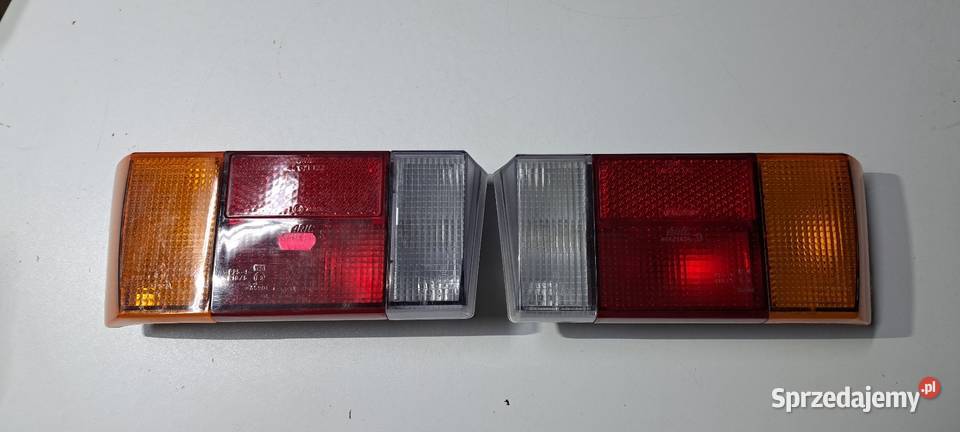 Nowe lampy tył komplet VW Golf 1 Mk1 ARIC Made Luzino
