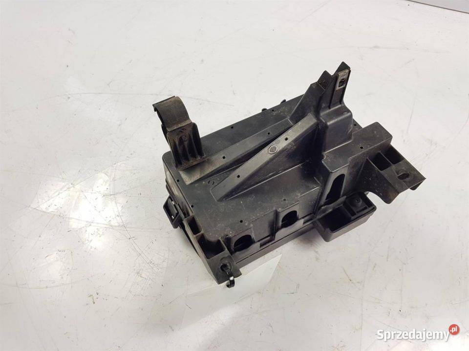 SKRZYNKA BEZPIECZNIKÓW CHEVROLET CORVETTE C6 osobowe Motoryzacja