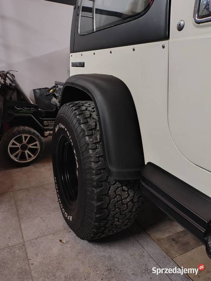 Nakładki poszerzenia Jeep Wrangler YJ