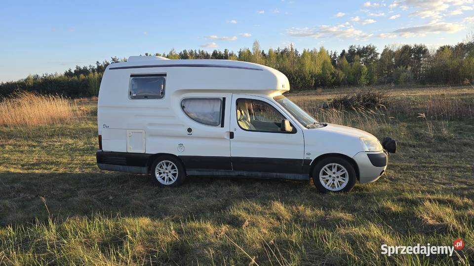 Peugeot Partner Romahome Kompaktowy kamper