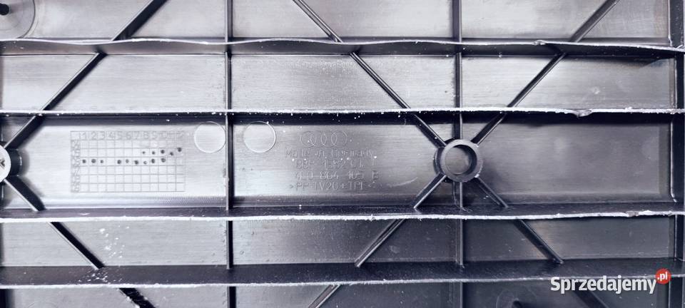 WNĘKA KOŁA ZAPASOWEGO MISA AUDI Q7 4L0864105B Tapicerki samochodowe Przystajń