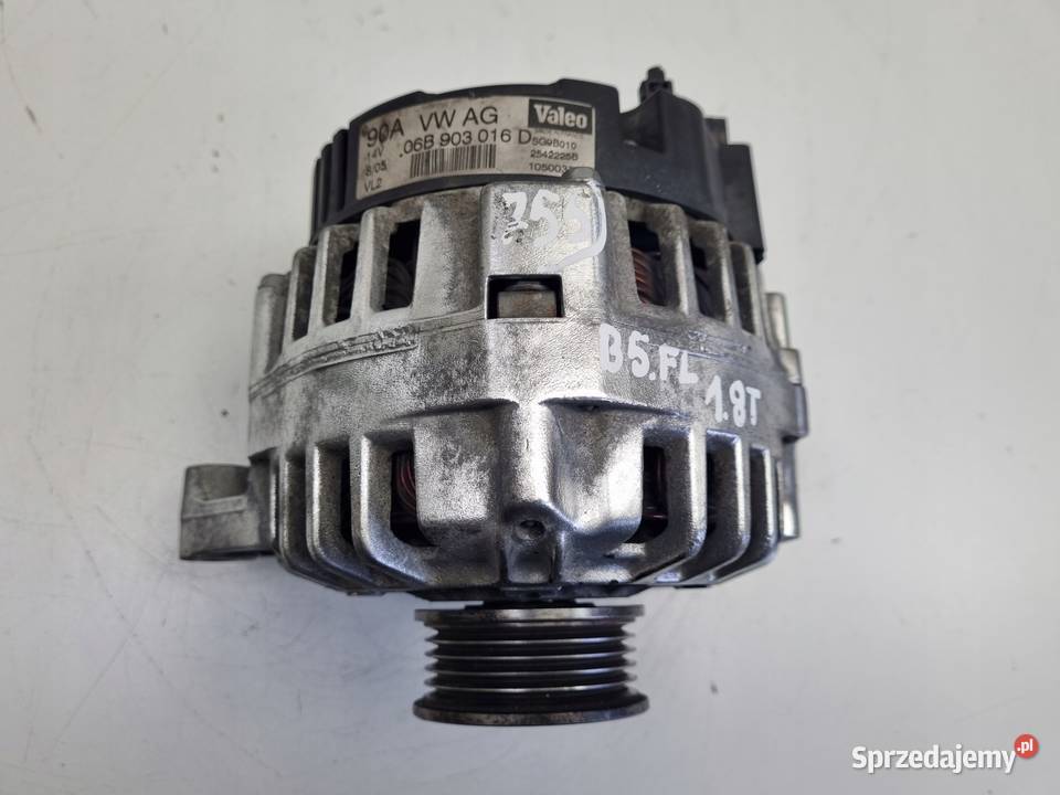 ALTERNATOR Audi A6 C5 VW Passat B5 18 T Valeo