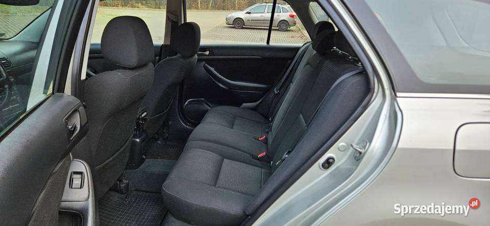 Toyota Avensis SOL 2005r 18 VVTI 129 kombi stan Elbląg
