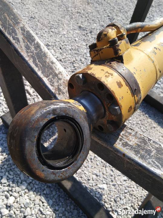 Siłownik Liebherr A R 313 314 315 318 312 D113