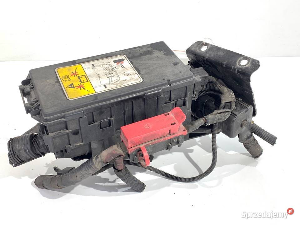 SKRZYNKA BEZPIECZNIKÓW FORD TRANSIT IV