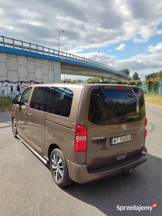 Toyota Proace Verso nowa Yaris Verso Warszawa sprzedam