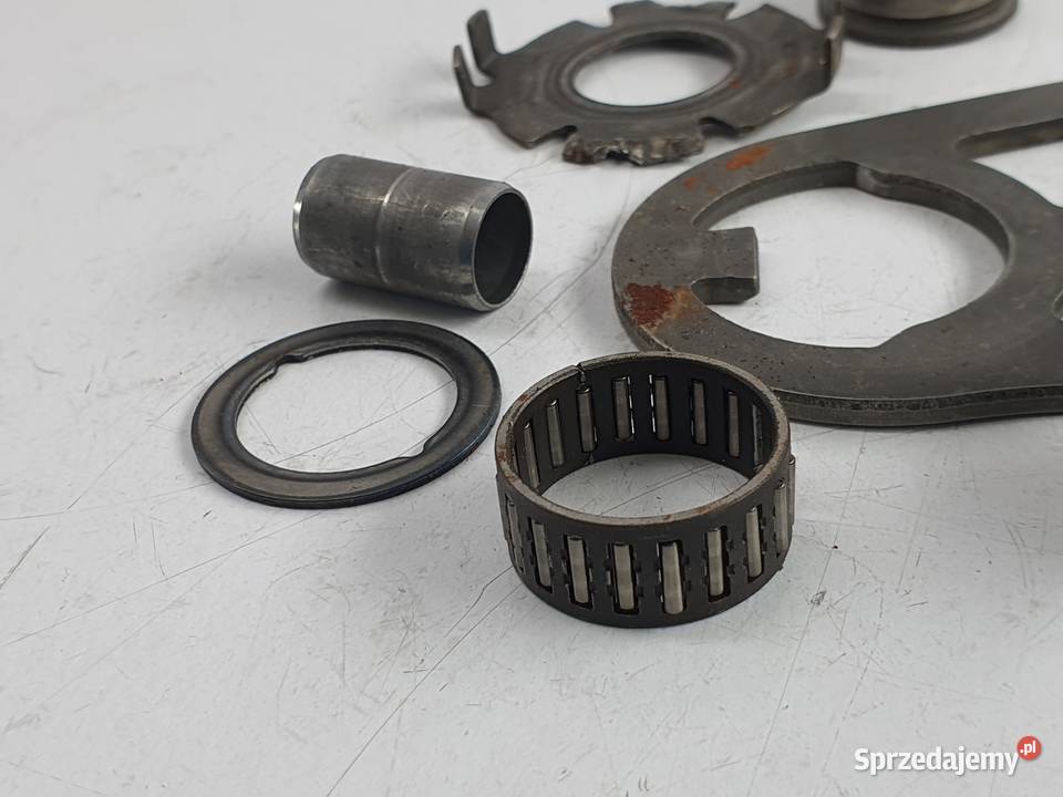 Sruba Nakretka Tulejka Podkladka Honda Crf 450 sprzedam