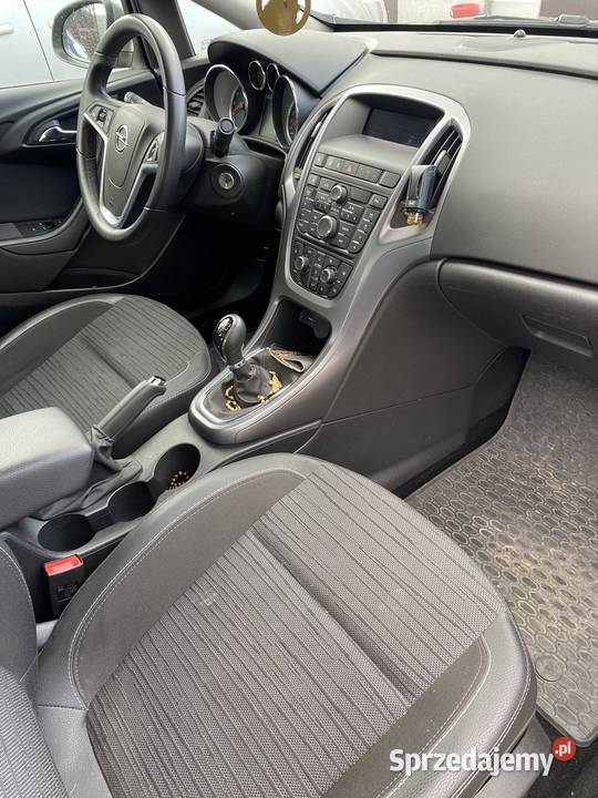Opel Astra 2017 benzyna gaz jeden właściciel 140KM Kłodawa