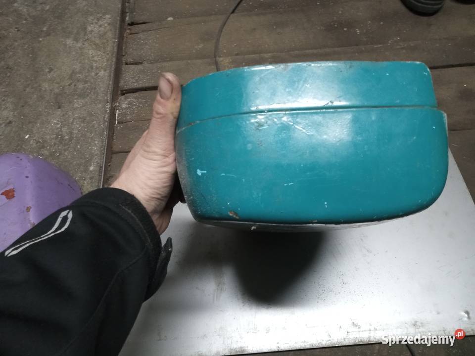 Boczek pokrywa akumulatora ETZ 125 ETZ 150 ETZ Kościerzyna sprzedam
