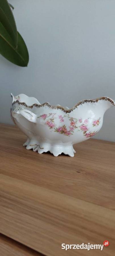Sprzedam antyczną sosjerkę z porcelany MZ Antyki